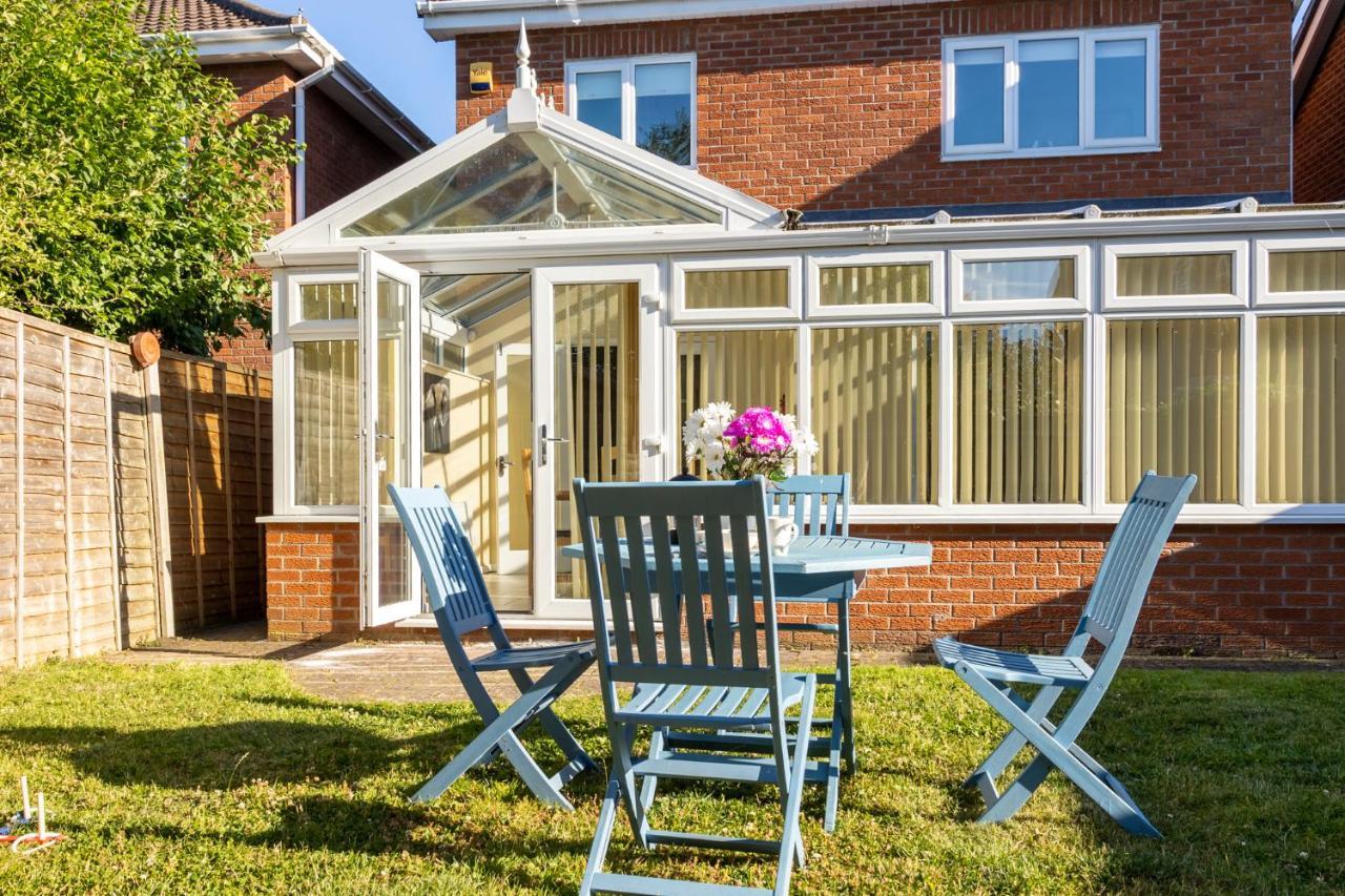 Fair View - Off Street Parking And Garden Villa Shrewsbury Bagian luar foto