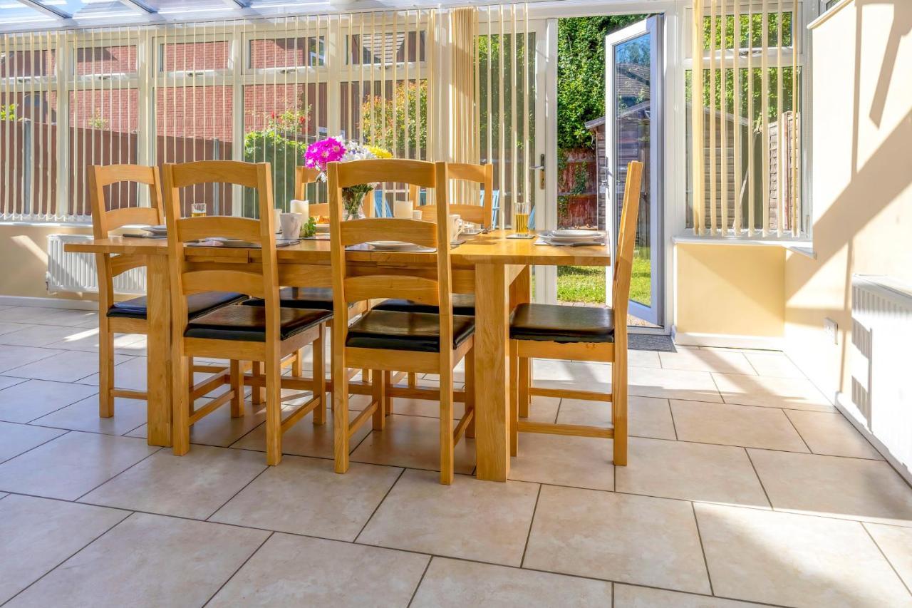 Fair View - Off Street Parking And Garden Villa Shrewsbury Bagian luar foto