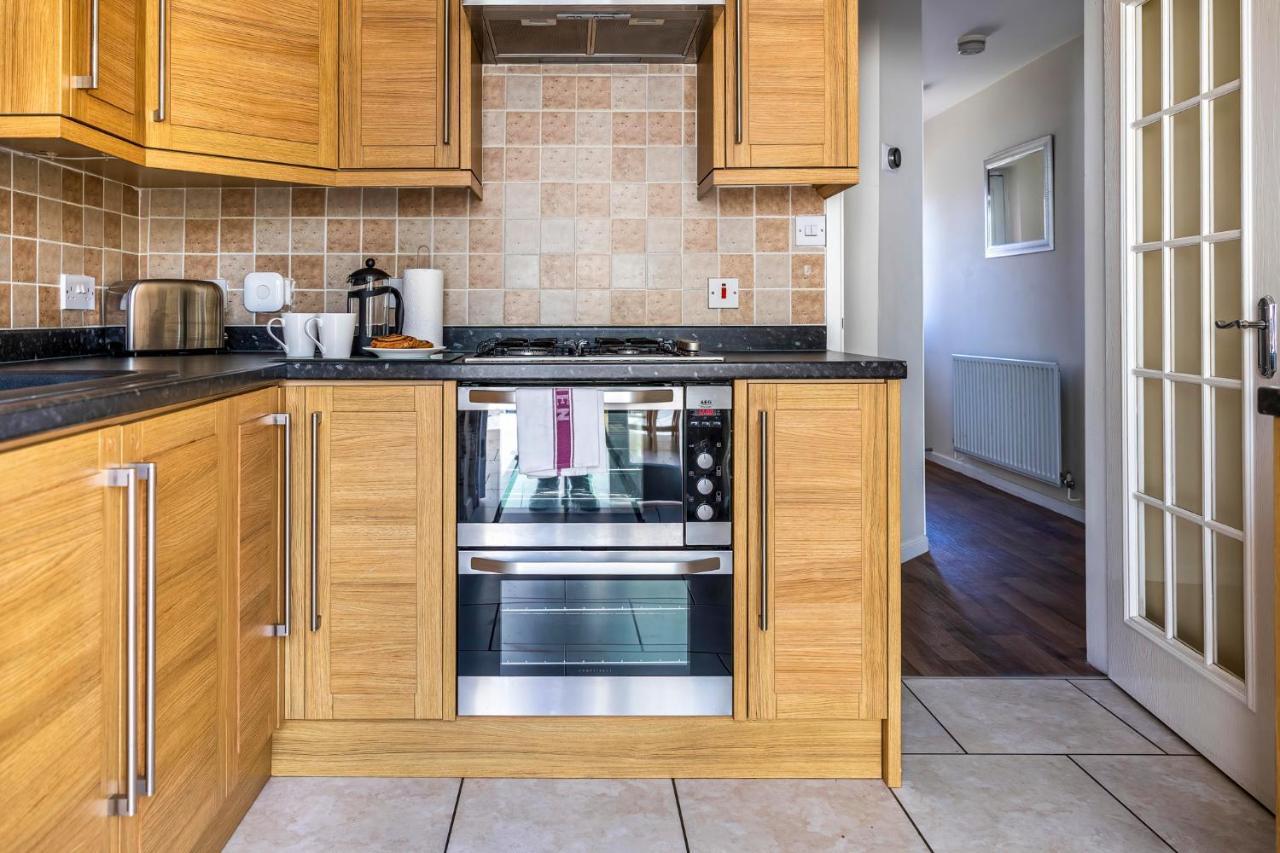 Fair View - Off Street Parking And Garden Villa Shrewsbury Bagian luar foto