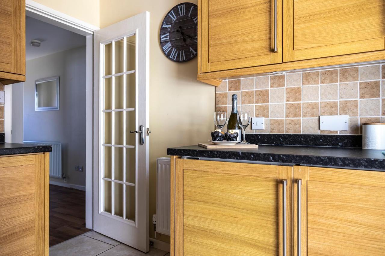 Fair View - Off Street Parking And Garden Villa Shrewsbury Bagian luar foto