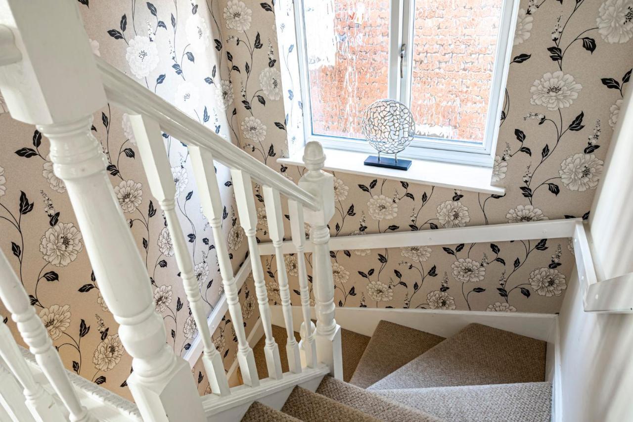 Fair View - Off Street Parking And Garden Villa Shrewsbury Bagian luar foto