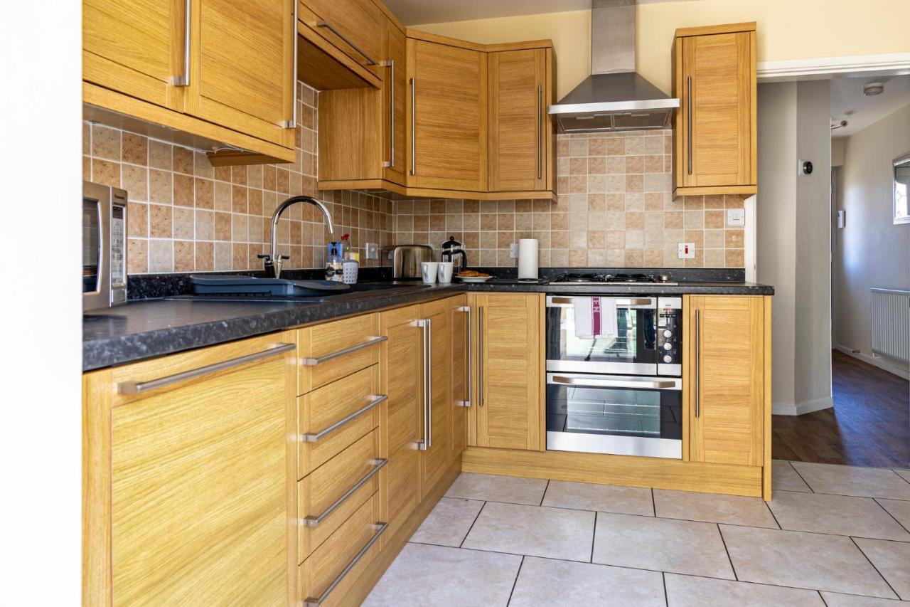 Fair View - Off Street Parking And Garden Villa Shrewsbury Bagian luar foto